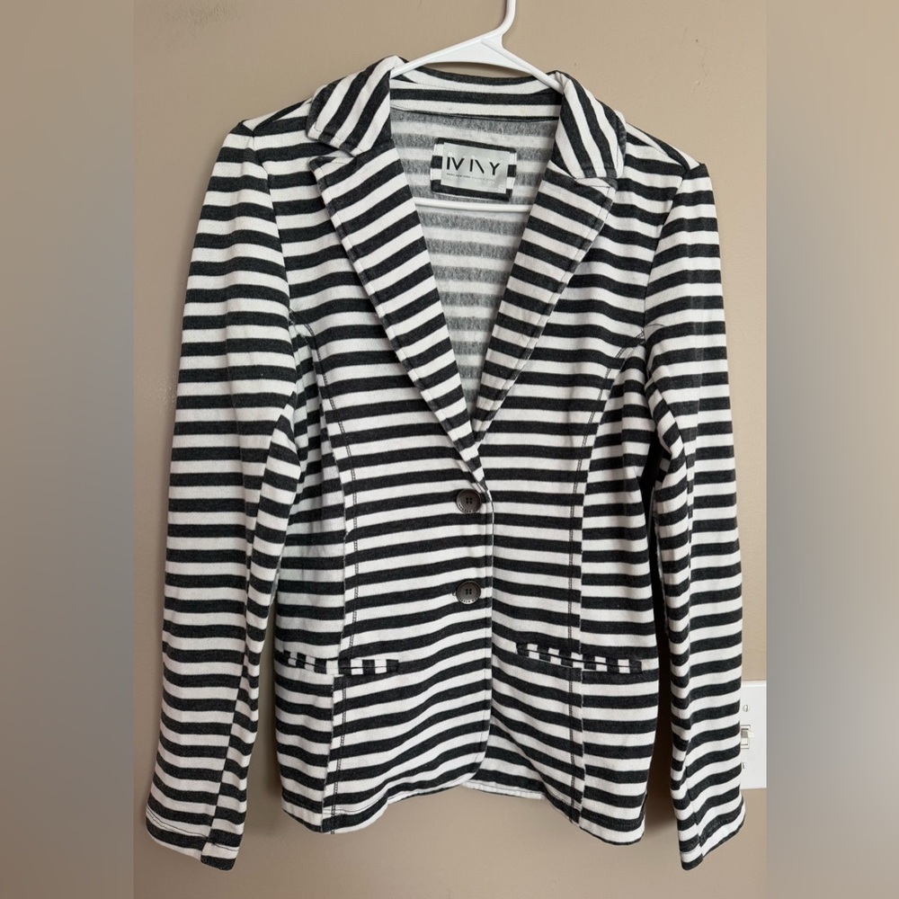 NWT ANDREW MARC Black & White Stripe Knit Jacket Size M  $78